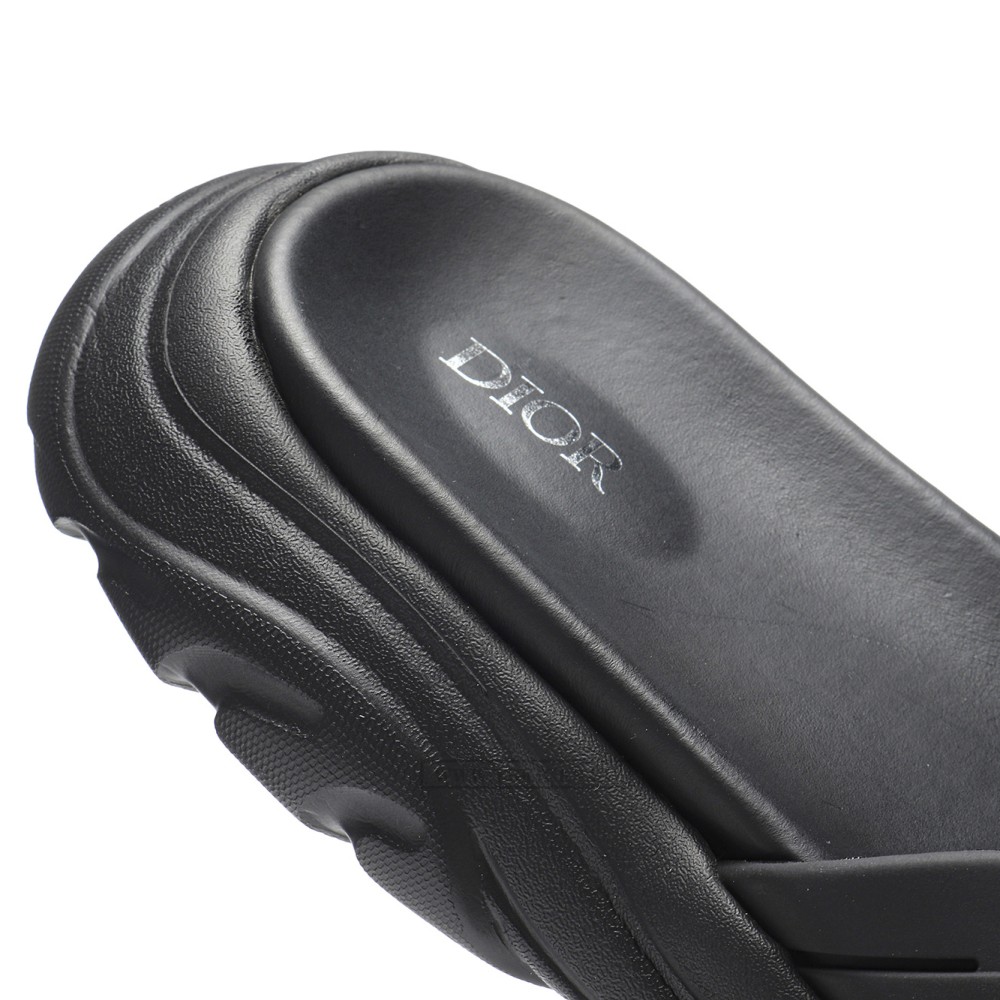 TBkicks D10R H-TOWN Oblique Black Sandal