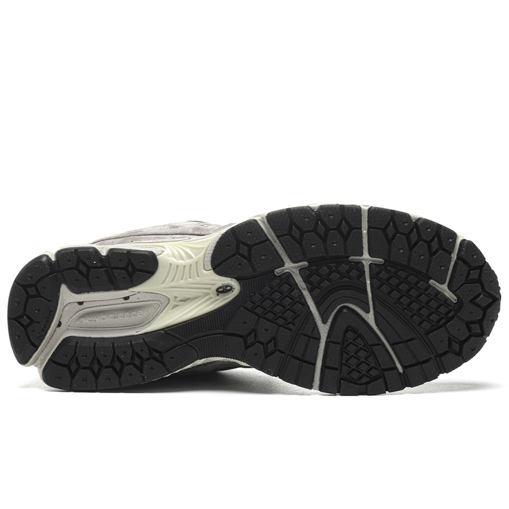 TBkicks New Balance 2002R Marblehead Light Aluminum