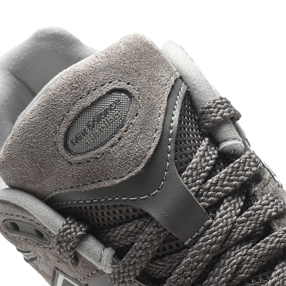 TBkicks New Balance 2002R Marblehead Light Aluminum